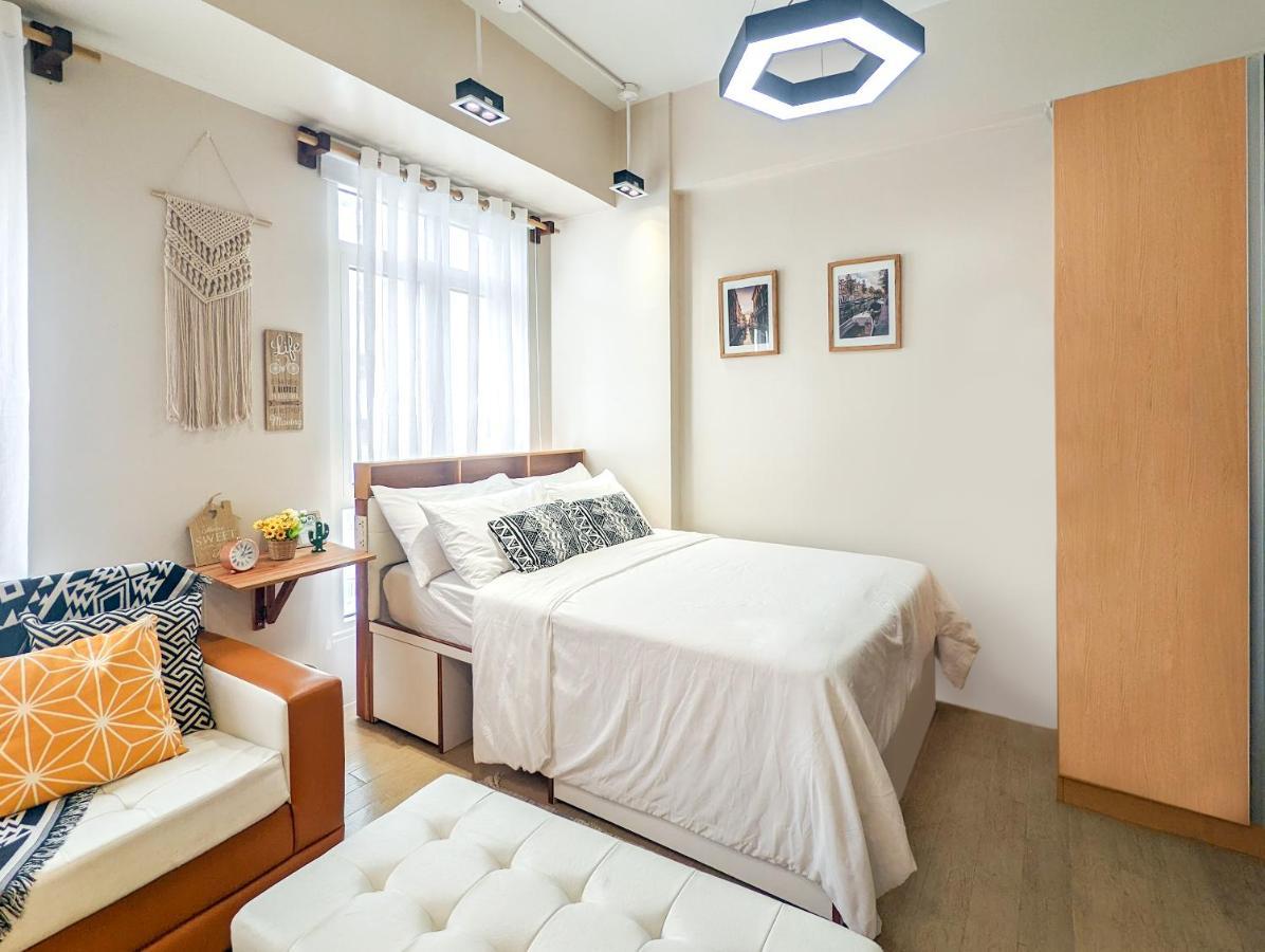 Studio Condo Naia Airport Terminal 3 Newport City Casino Manila Esterno foto