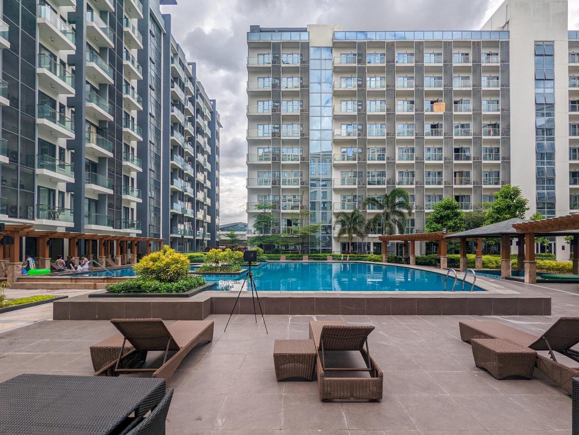 Studio Condo Naia Airport Terminal 3 Newport City Casino Manila Esterno foto