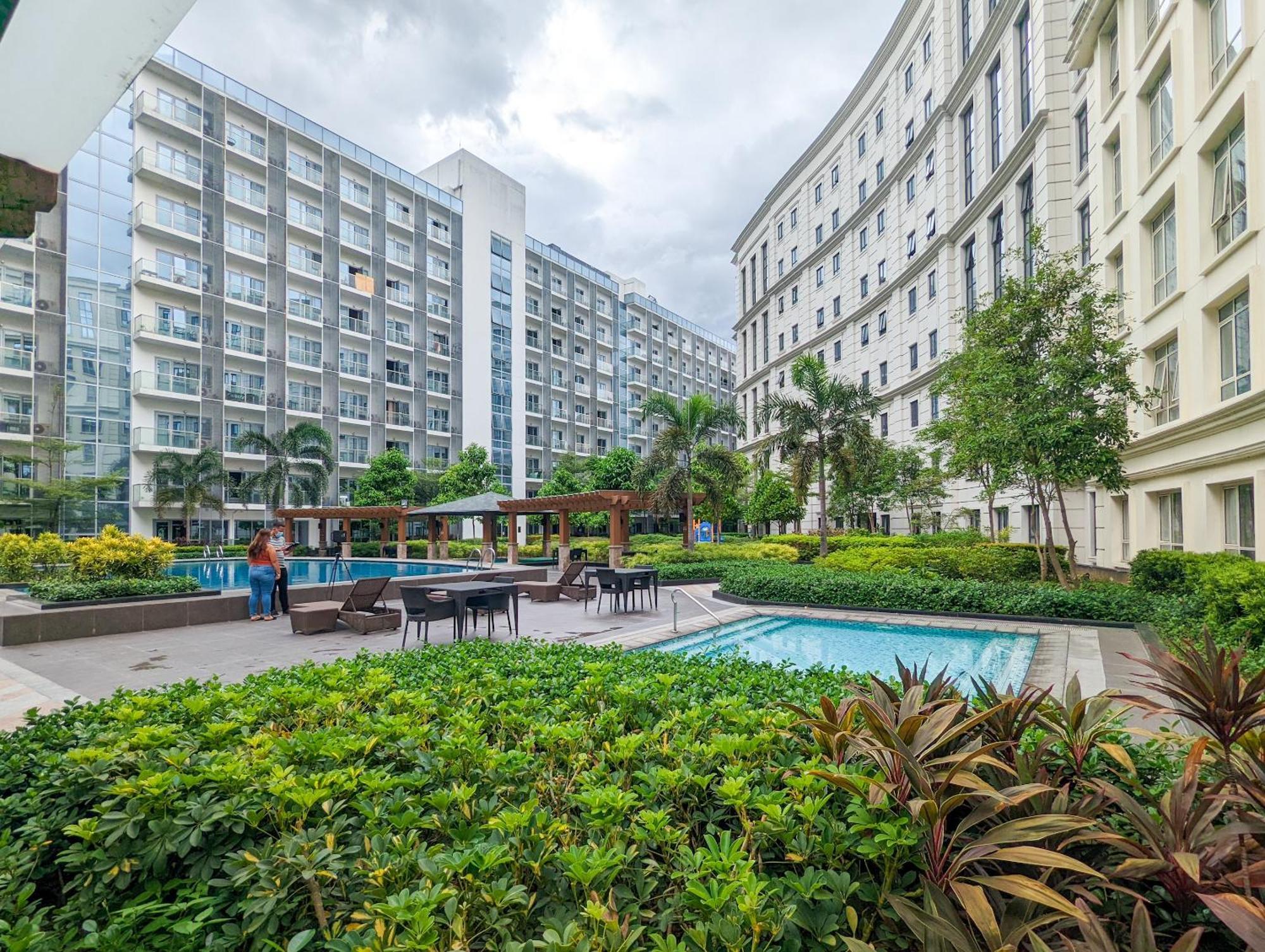 Studio Condo Naia Airport Terminal 3 Newport City Casino Manila Esterno foto