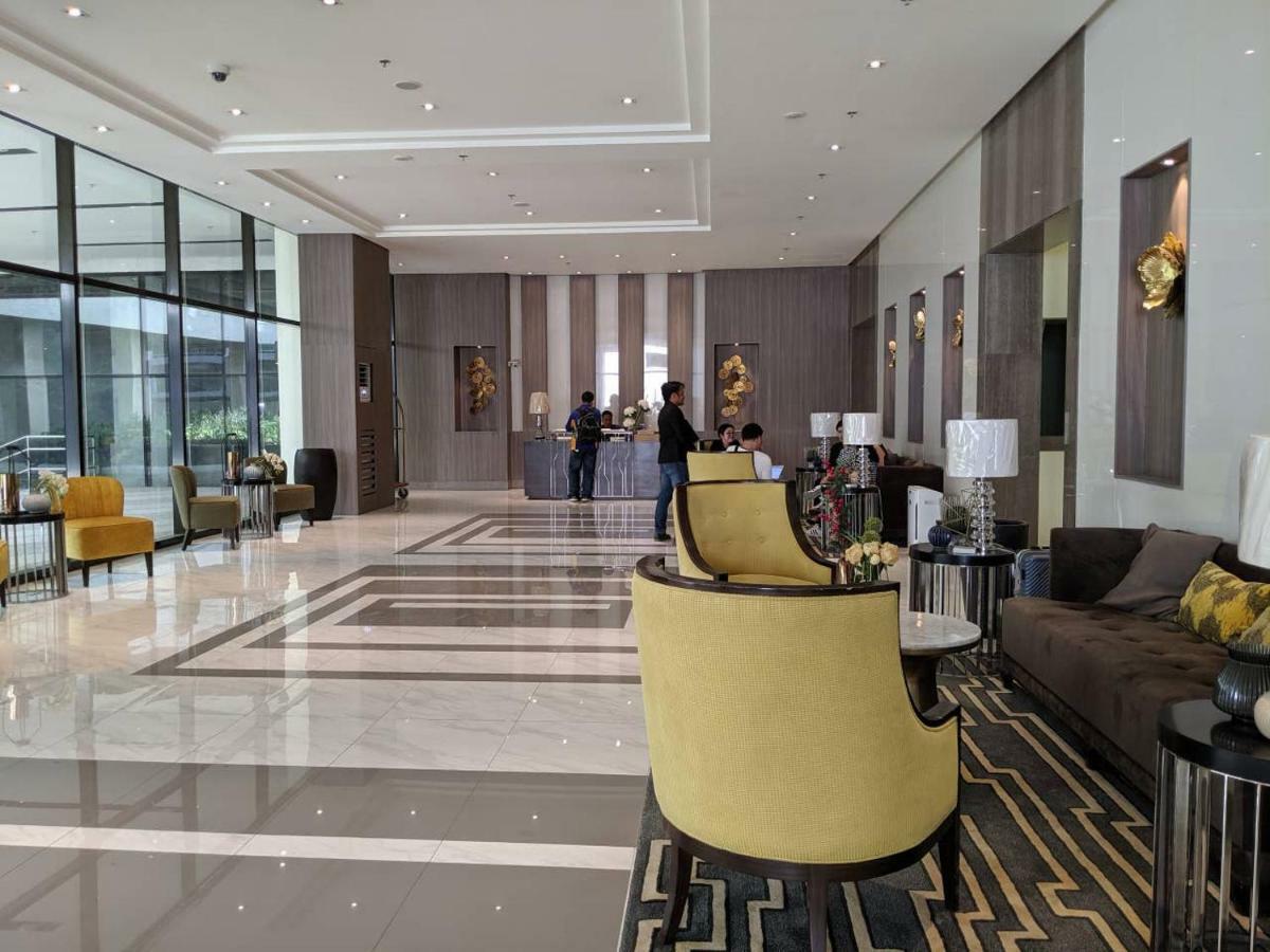 Studio Condo Naia Airport Terminal 3 Newport City Casino Manila Esterno foto